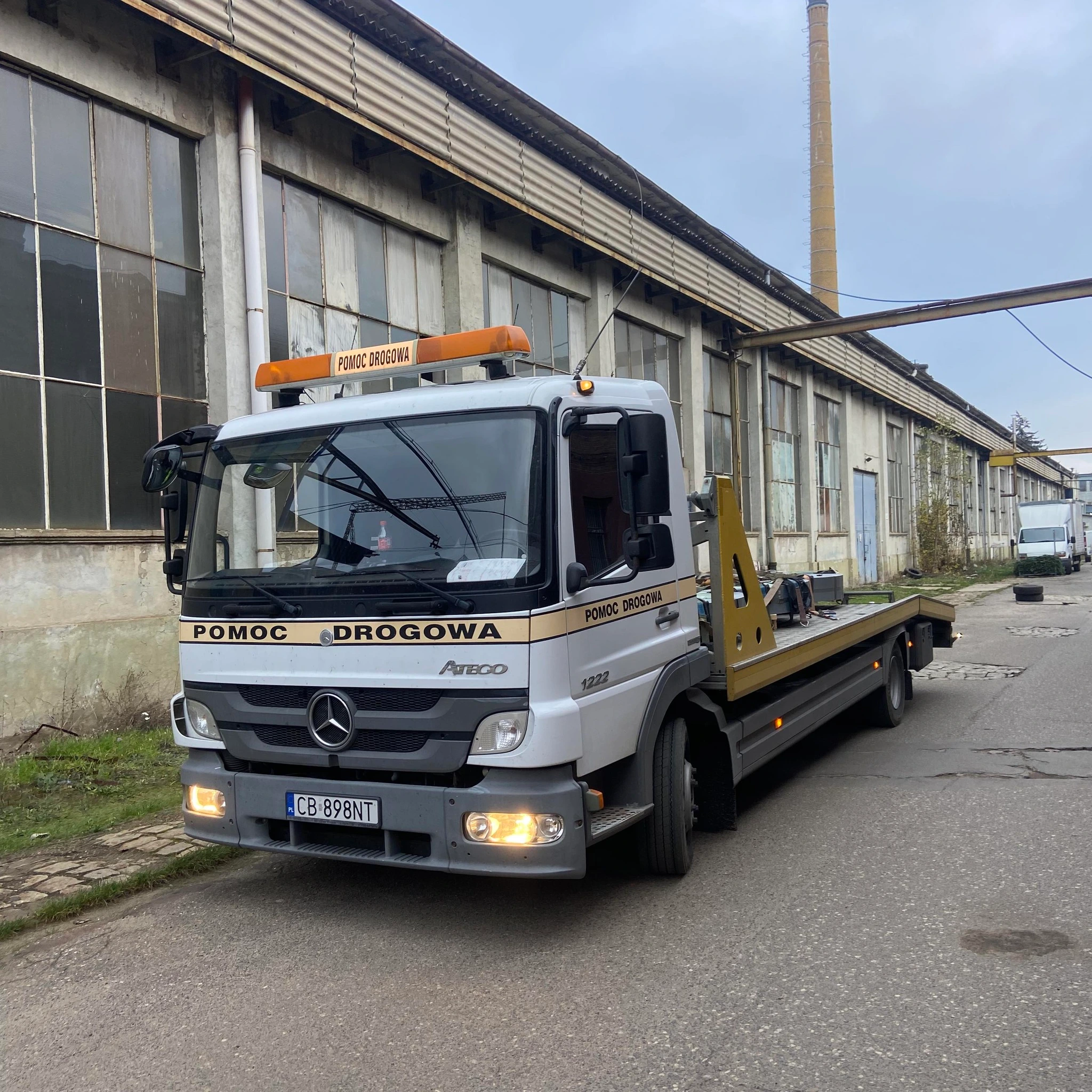 Pomoc drogowa & Transport | AT-Auto